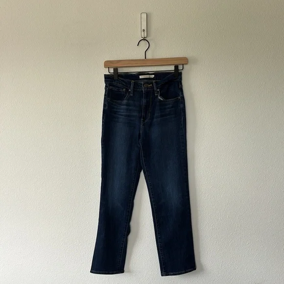 Levi’s 724 High Rise Straight Crop - Picture 2 of 7